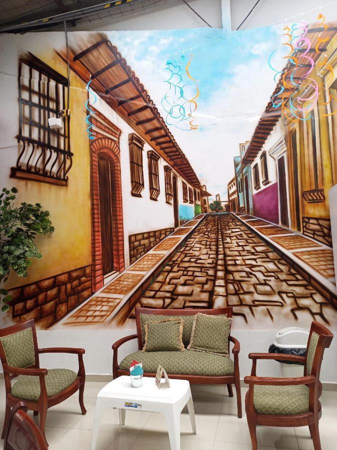 The Mural Hostel Bogota Exterior photo